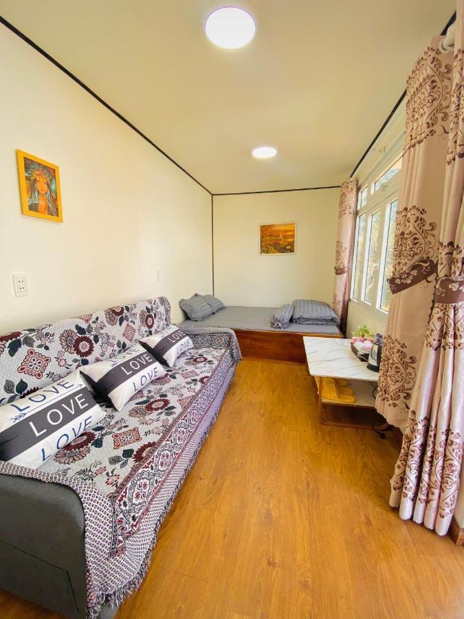 Henisi Homestay Mang Den Kon Von Kla Zewnętrze zdjęcie