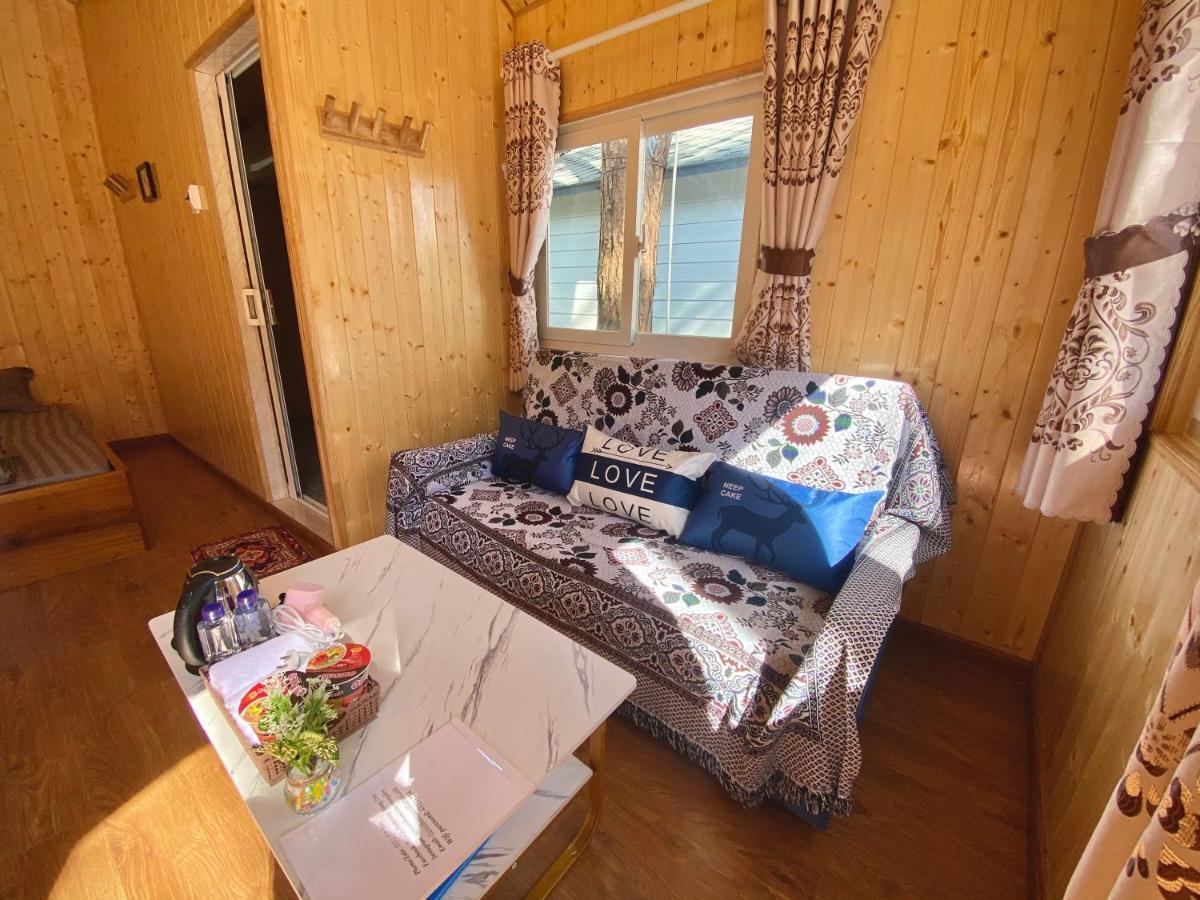 Henisi Homestay Mang Den Kon Von Kla Zewnętrze zdjęcie